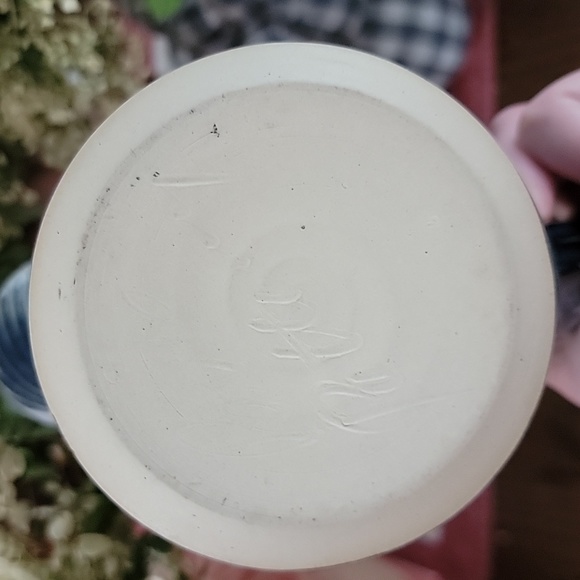 Canadian handmade pottery - Picture 3 of 6